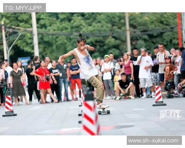 滑板文化的碰撞与融合:深入解析上海滑板队的战术与团队精神 滑板文化的碰撞与融合:深入解析上海滑板队的战术与团队精神